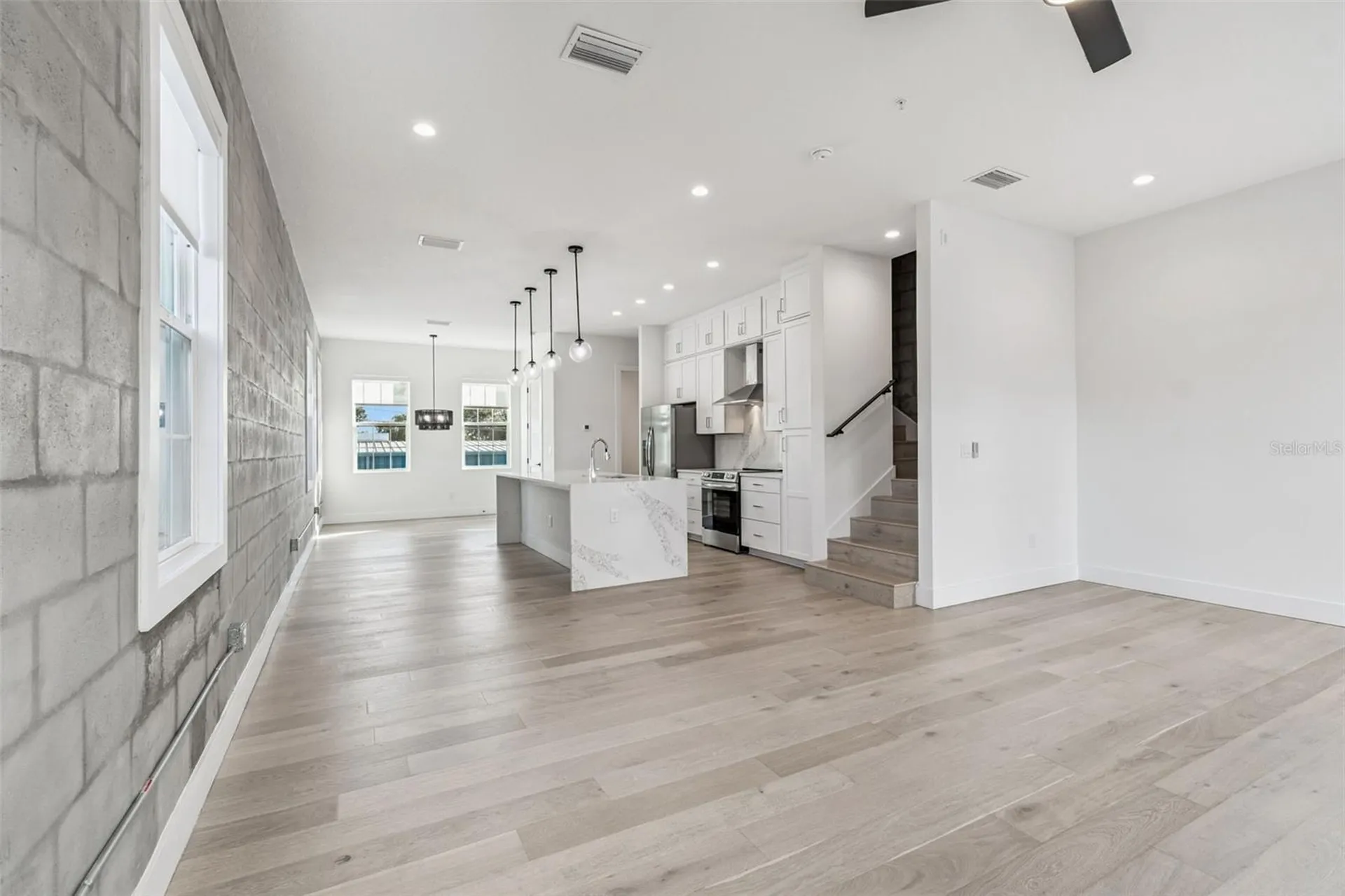 2724 5th Avenue S St Petersburg FL 33712
