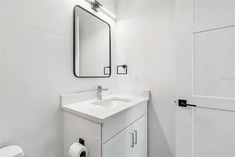 2724 5th Avenue S St Petersburg FL 33712