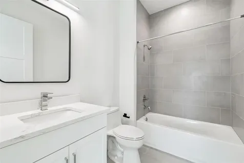 2724 5th Avenue S St Petersburg FL 33712