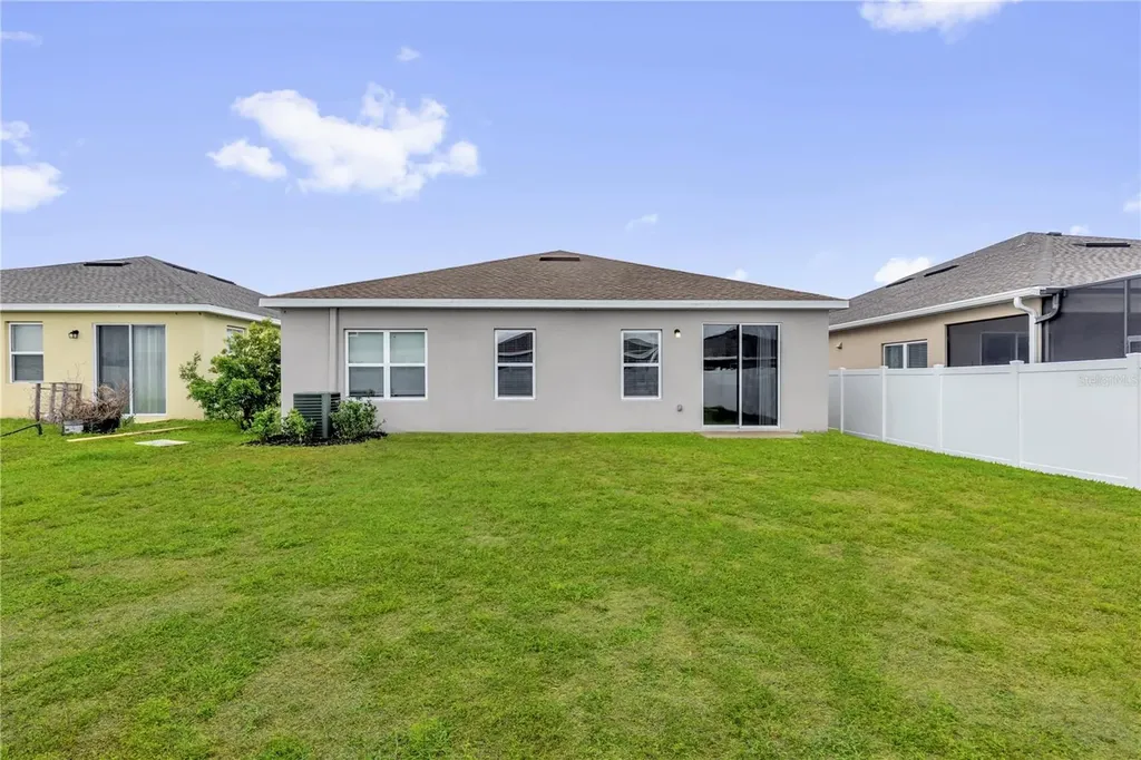 29307 Meadowcroft Avenue Wesley Chapel FL 33544
