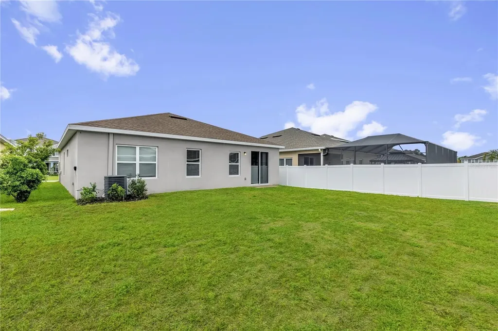 29307 Meadowcroft Avenue Wesley Chapel FL 33544