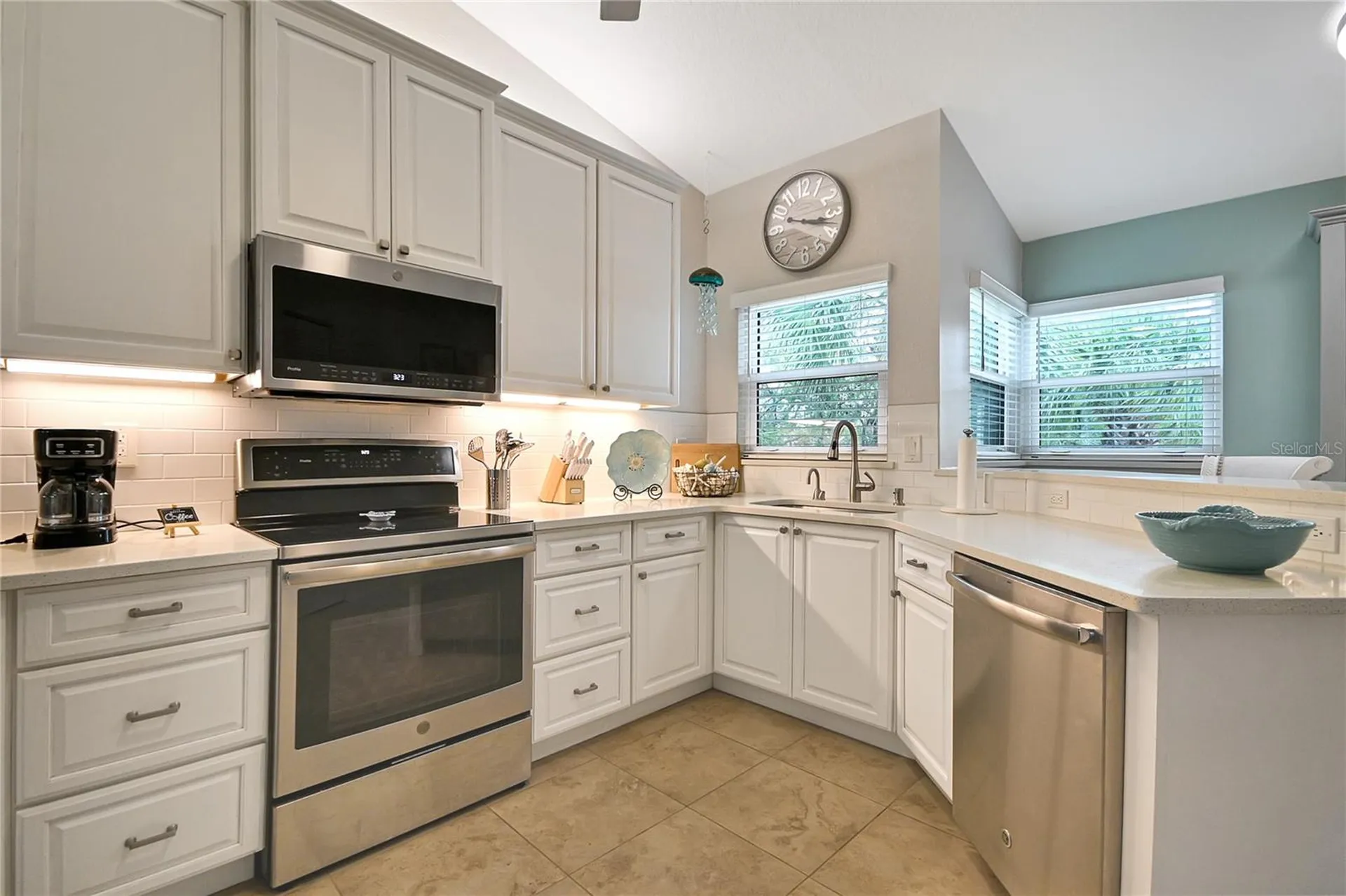441 Bouchelle Drive New Smyrna Beach FL 32169
