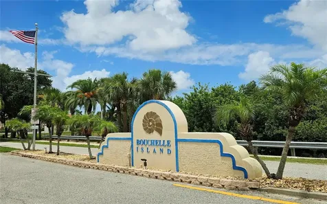 441 Bouchelle Drive New Smyrna Beach FL 32169