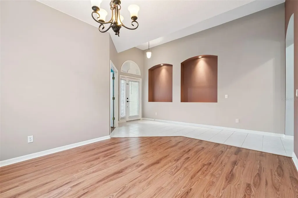 2221 Cypress Trace Circle Orlando FL 32825
