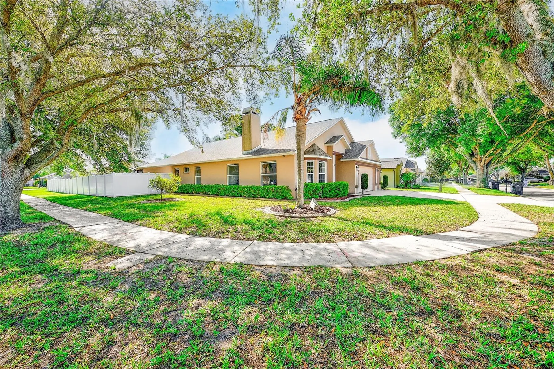 2927 Hickory Grove Drive Valrico FL 33596