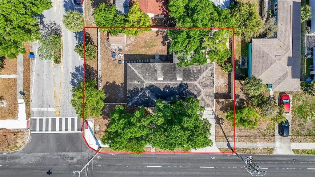 3337 16th Street N St Petersburg FL 33704