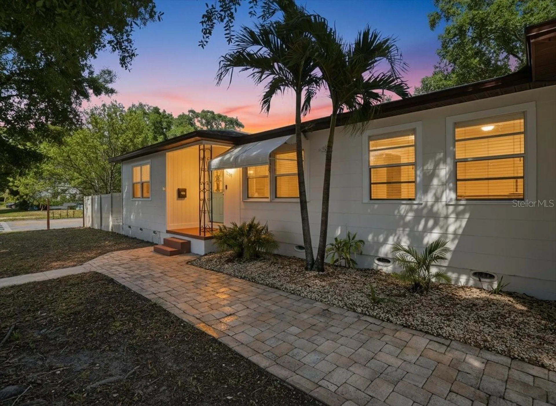 3337 16th Street N St Petersburg FL 33704