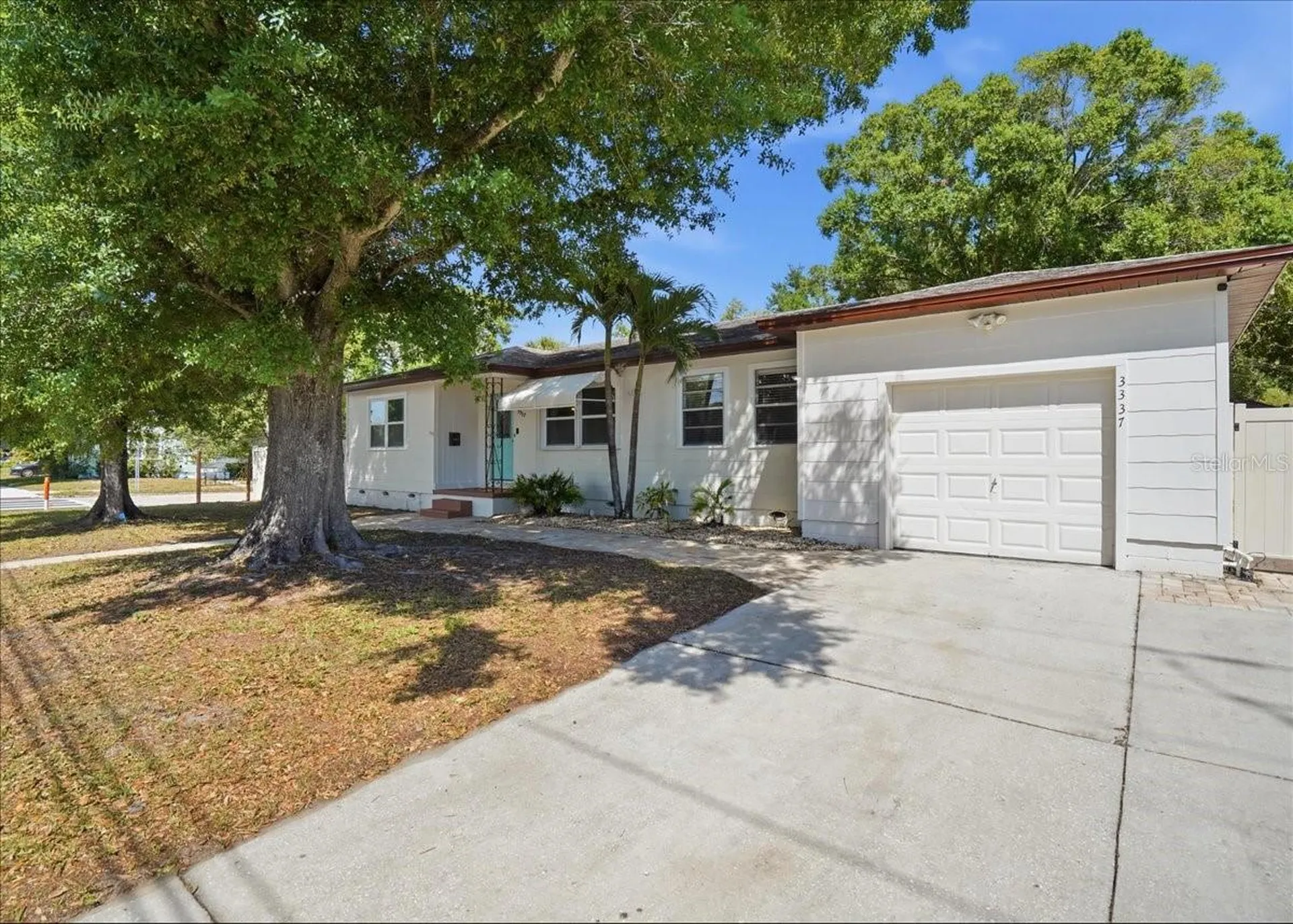 3337 16th Street N St Petersburg FL 33704