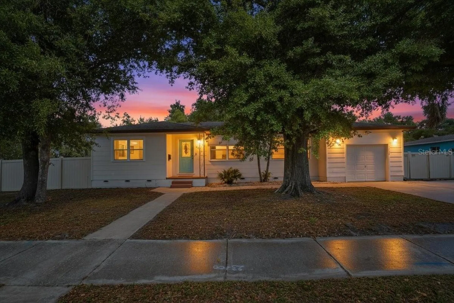 3337 16th Street N St Petersburg FL 33704