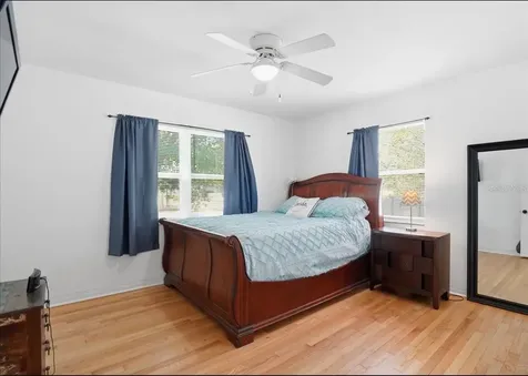 3337 16th Street N St Petersburg FL 33704