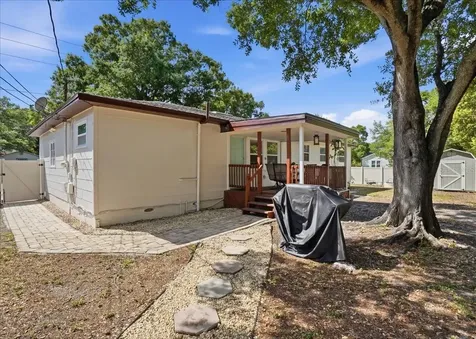3337 16th Street N St Petersburg FL 33704