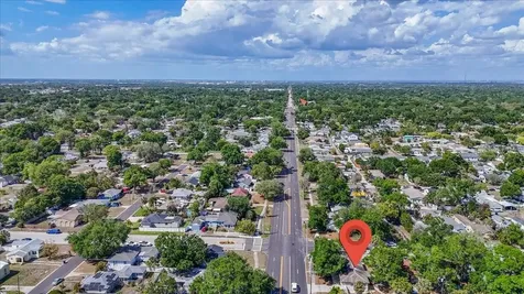 3337 16th Street N St Petersburg FL 33704