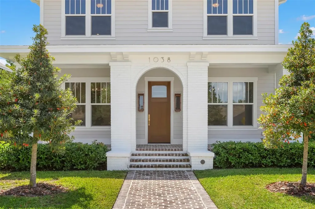 1038 26th Avenue N St Petersburg FL 33703