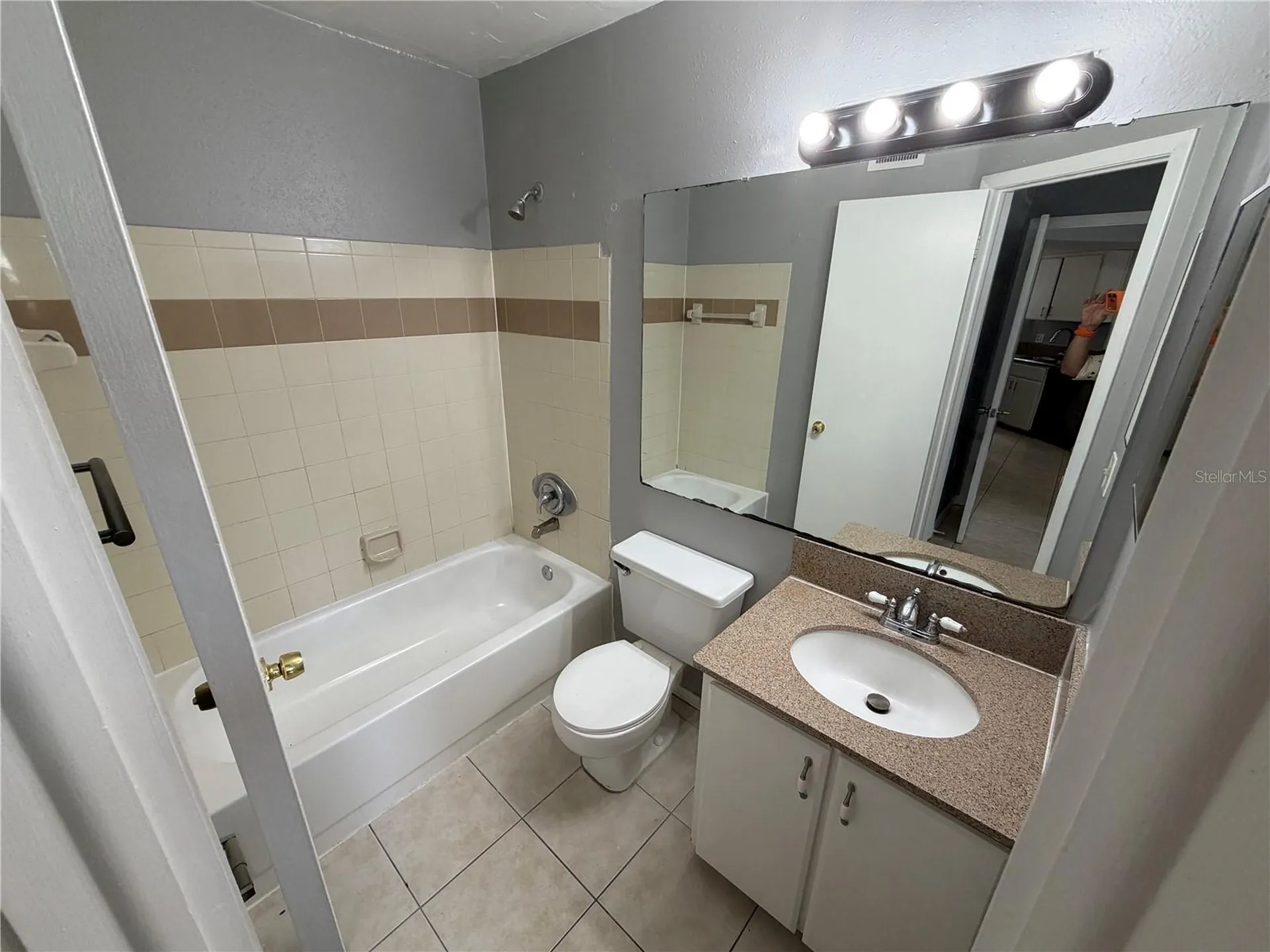 1956 Lake Atriums Circle Orlando FL 32839