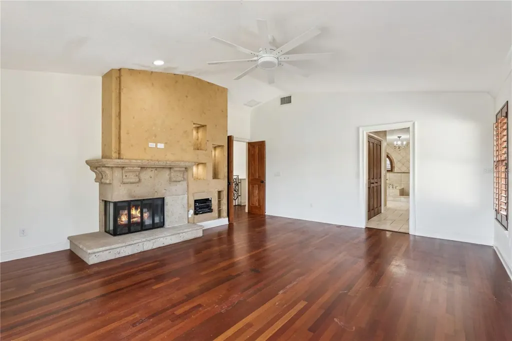 629 Mariner Way Altamonte Springs FL 32701