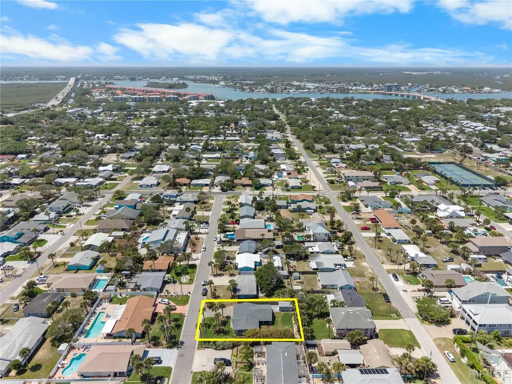 818 Hope Avenue New Smyrna Beach FL 32169
