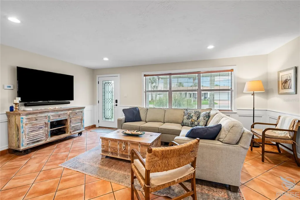 818 Hope Avenue New Smyrna Beach FL 32169
