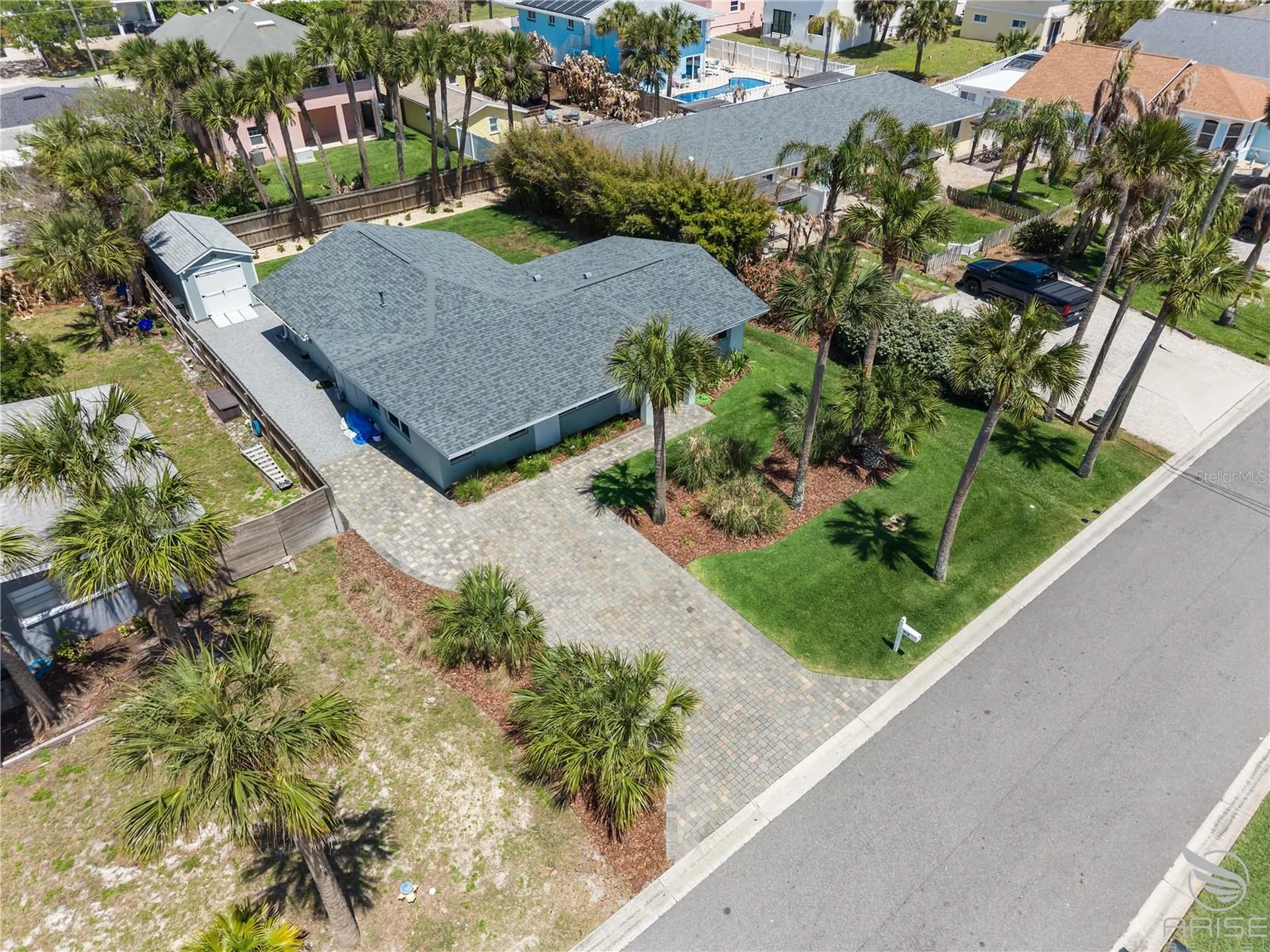 818 Hope Avenue New Smyrna Beach FL 32169