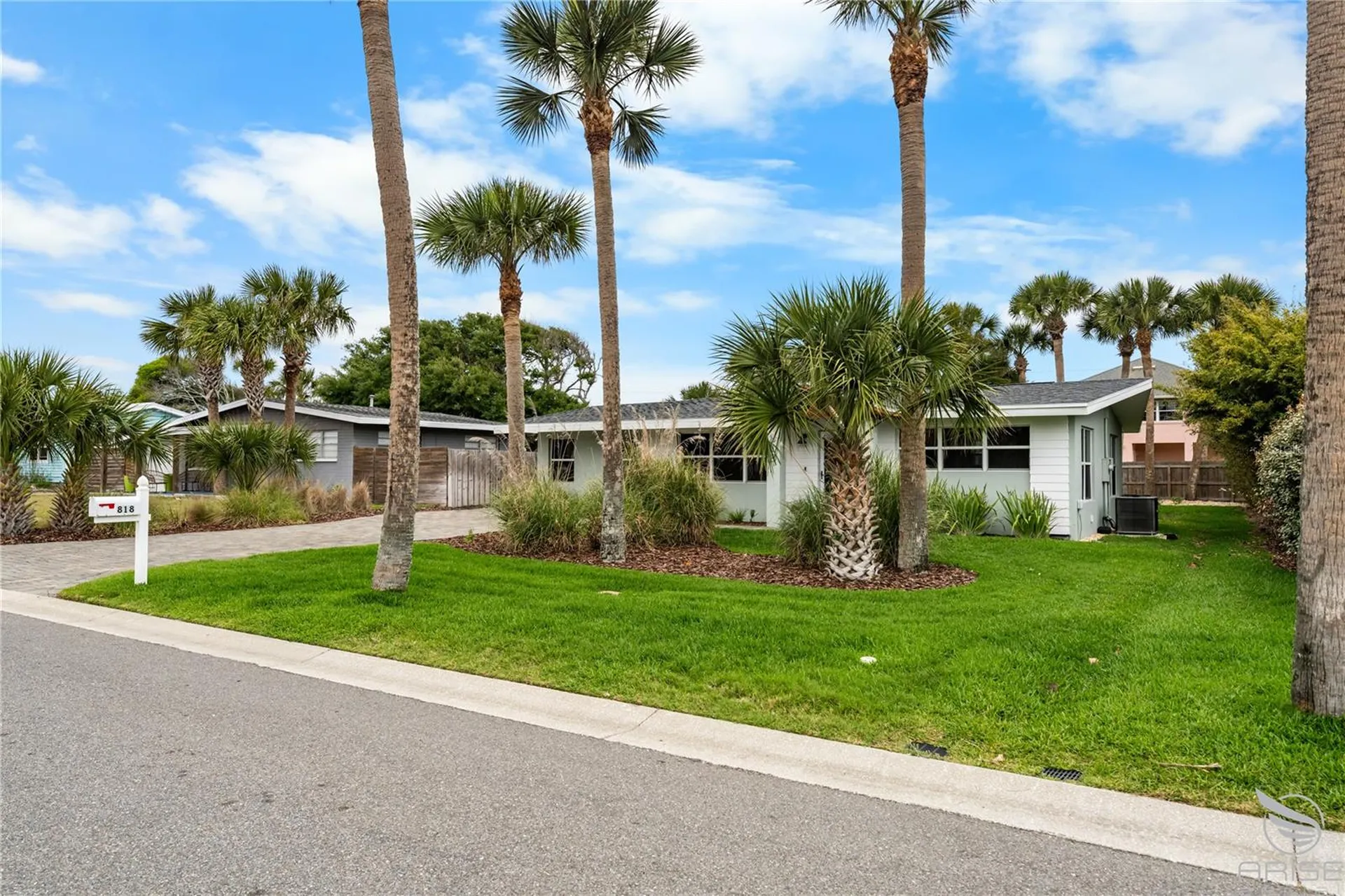 818 Hope Avenue New Smyrna Beach FL 32169