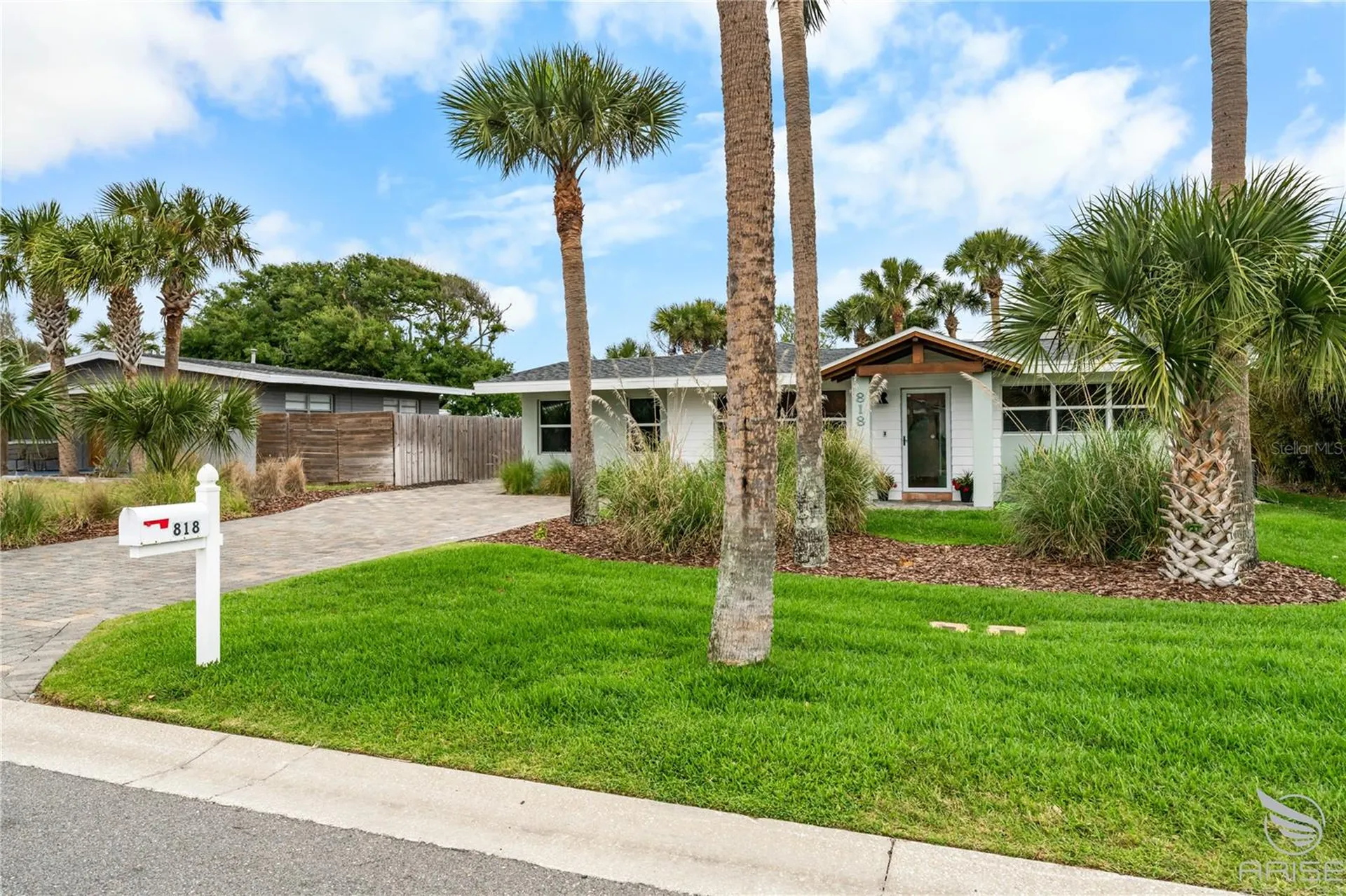 818 Hope Avenue New Smyrna Beach FL 32169