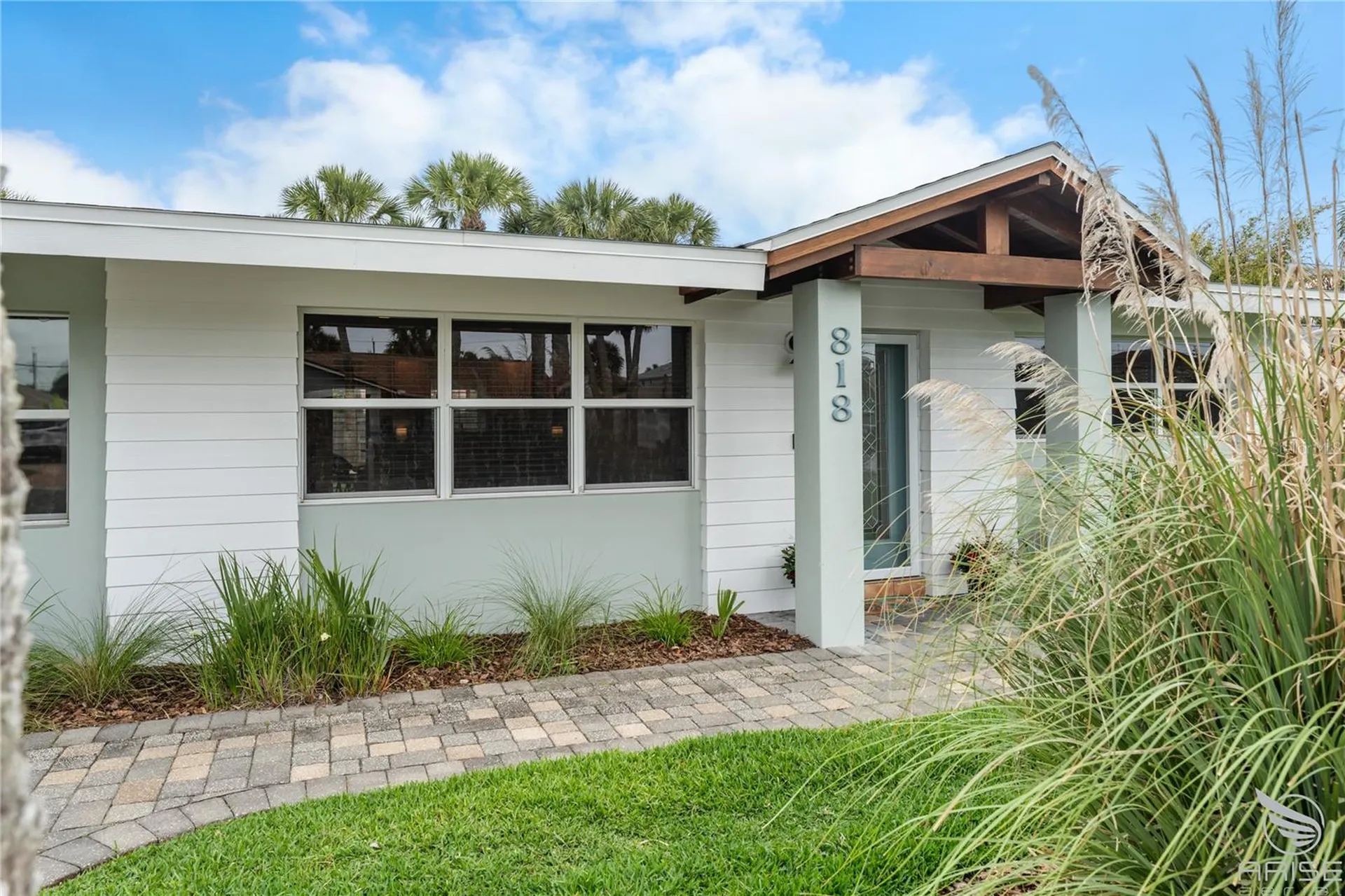 818 Hope Avenue New Smyrna Beach FL 32169