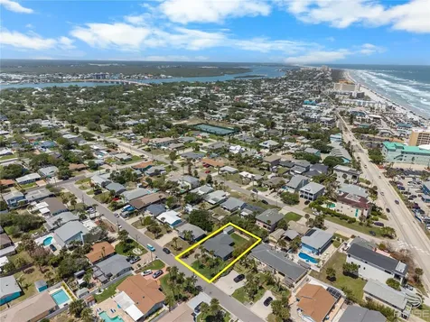 818 Hope Avenue New Smyrna Beach FL 32169