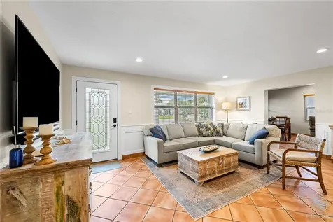 818 Hope Avenue New Smyrna Beach FL 32169