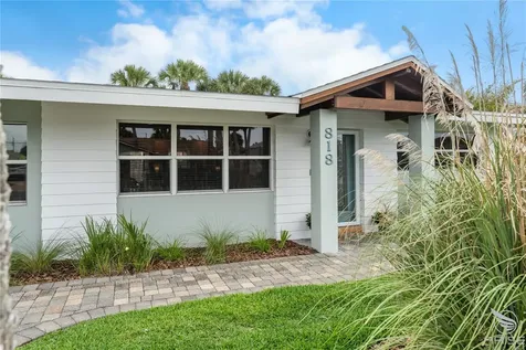 818 Hope Avenue New Smyrna Beach FL 32169