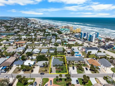 818 Hope Avenue New Smyrna Beach FL 32169