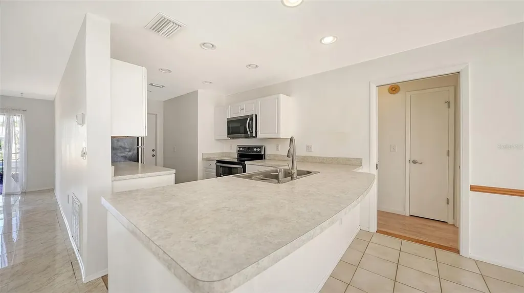 1844 Oak View Drive Sarasota FL 34232