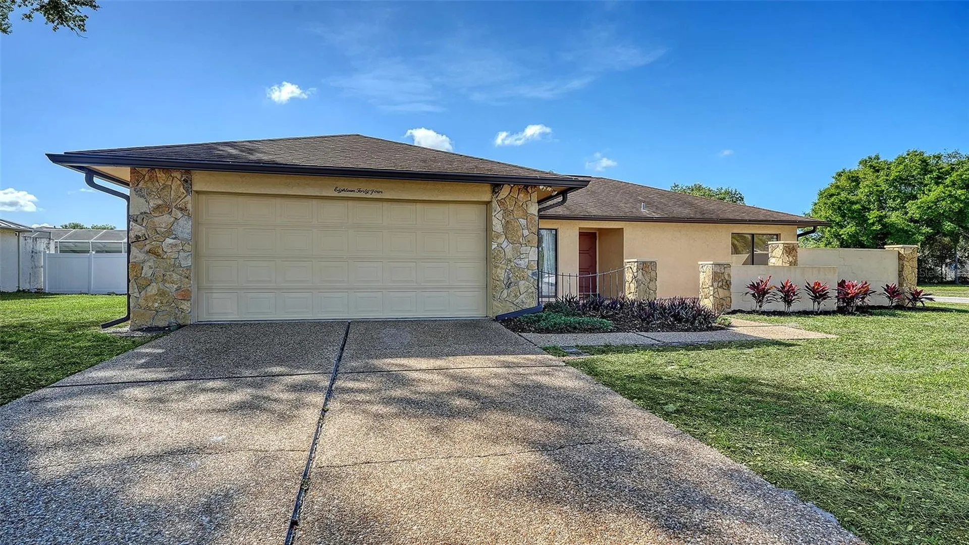 1844 Oak View Drive Sarasota FL 34232
