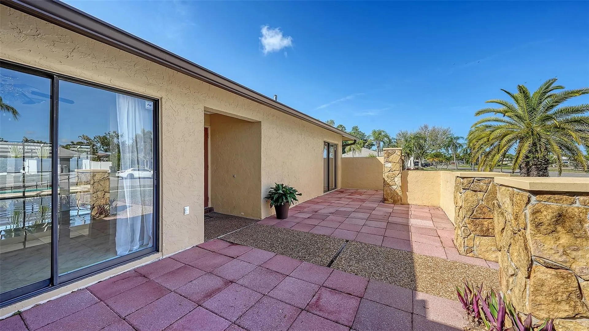 1844 Oak View Drive Sarasota FL 34232