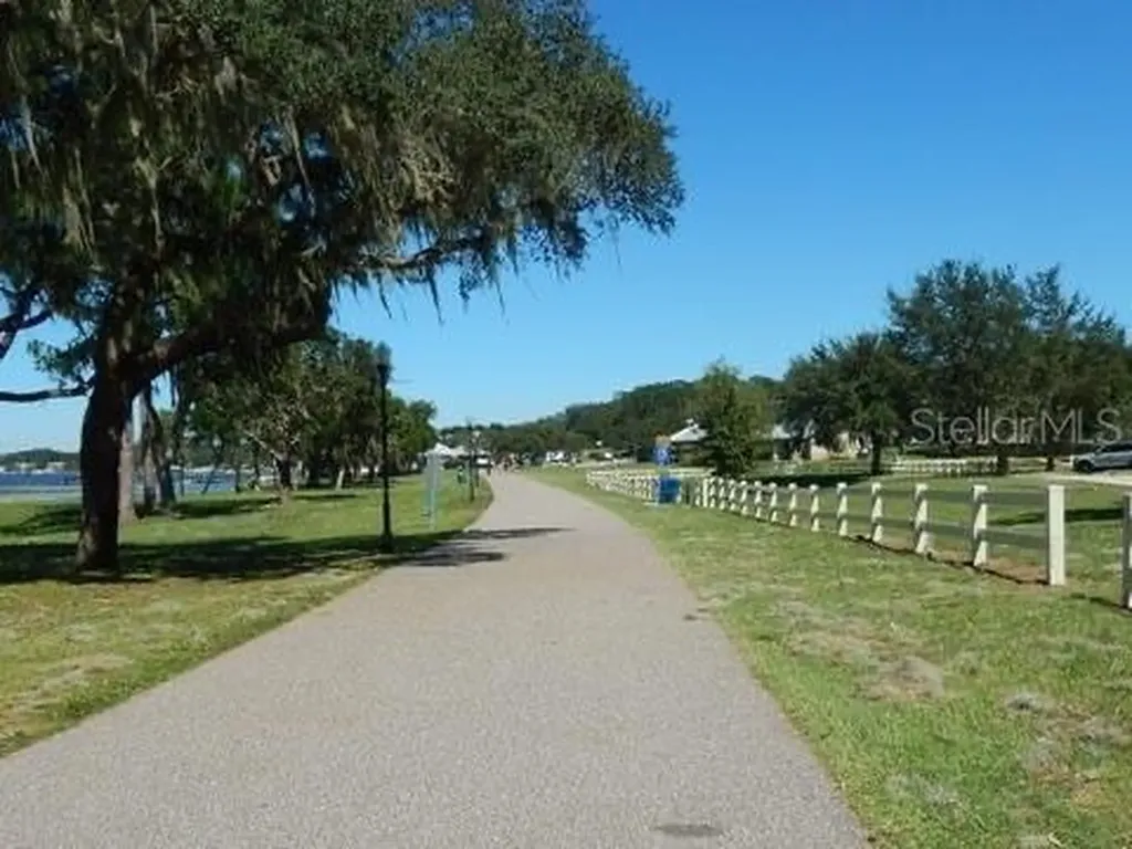 9800 Late Way Groveland FL 34736
