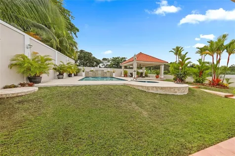 Urb River Edge Hills Luquillo PR 00773