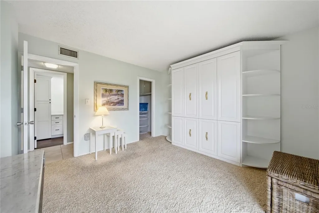 6114 43rd Street W Bradenton FL 34210