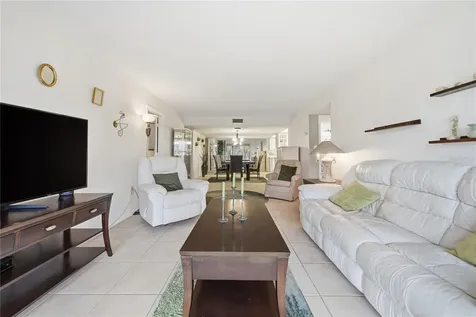 6114 43rd Street W Bradenton FL 34210