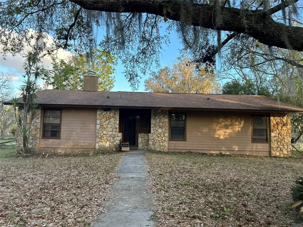 1351 Biwood Drive Geneva FL 32732
