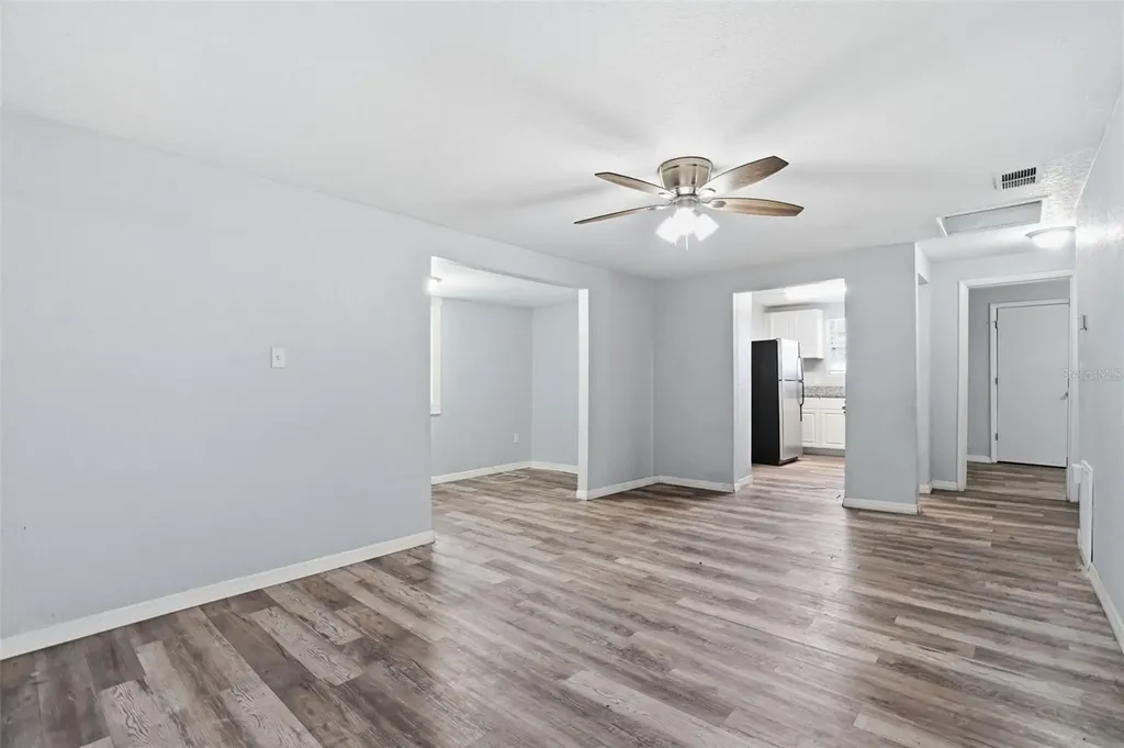 2717 13th Avenue S St Petersburg FL 33712