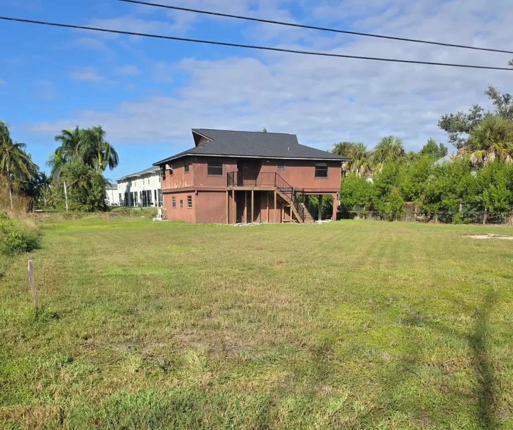 16540 Wisteria Drive Fort Myers FL 33908
