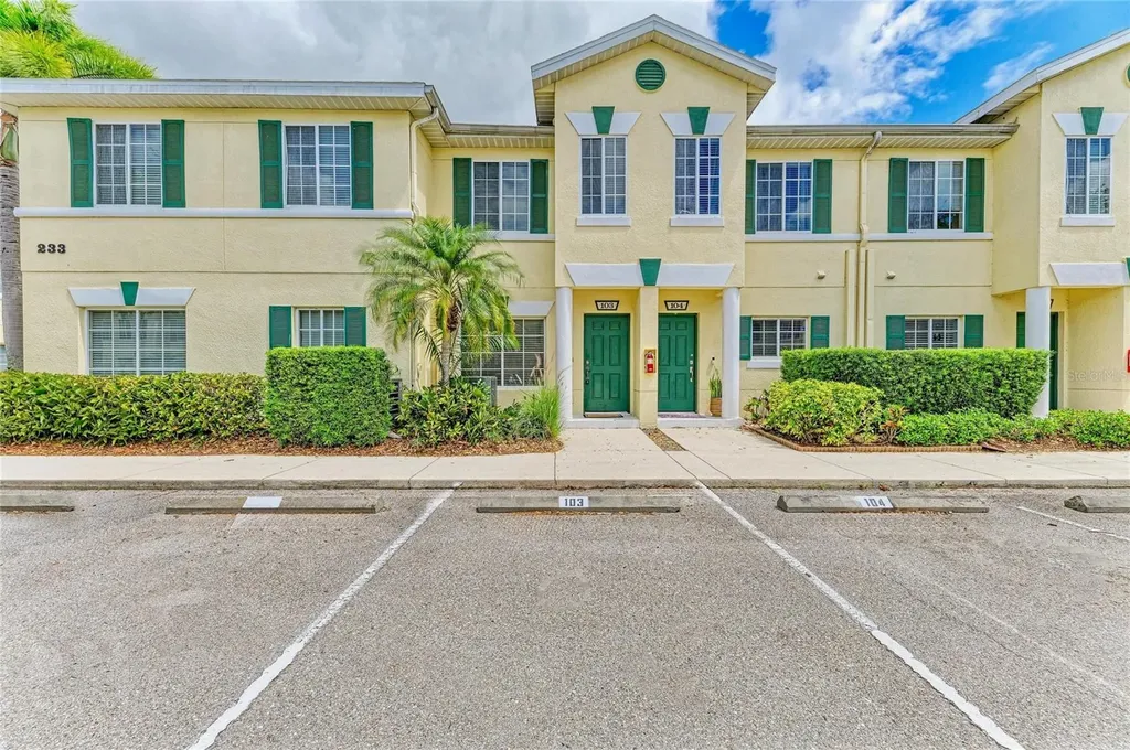 233 Cape Harbour Loop Bradenton FL 34212