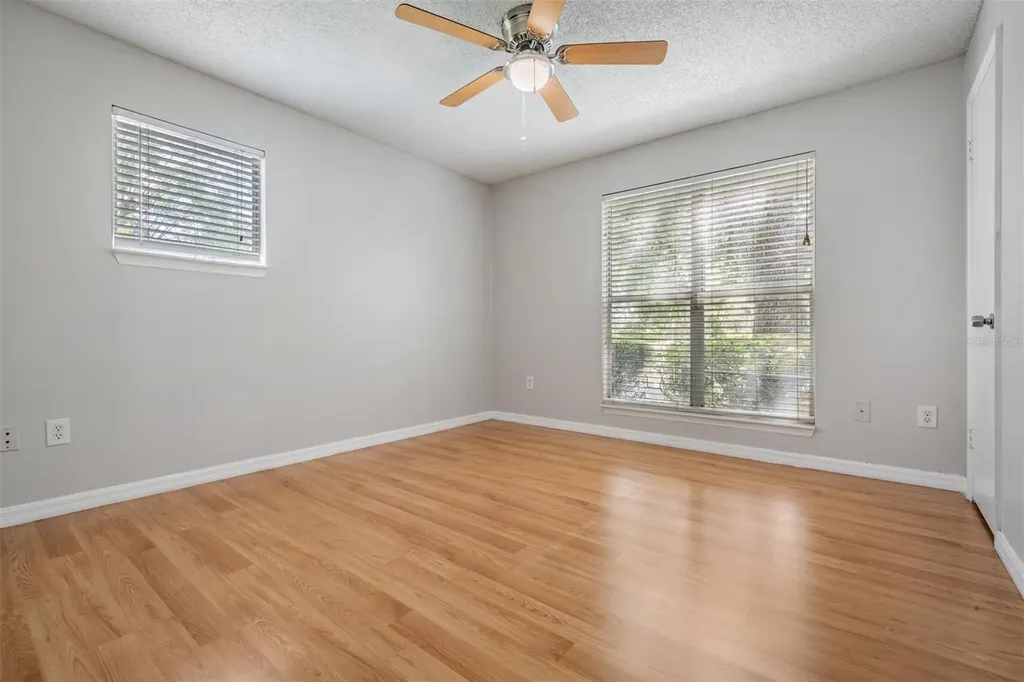 10024 Strafford Oak Court Tampa FL 33624