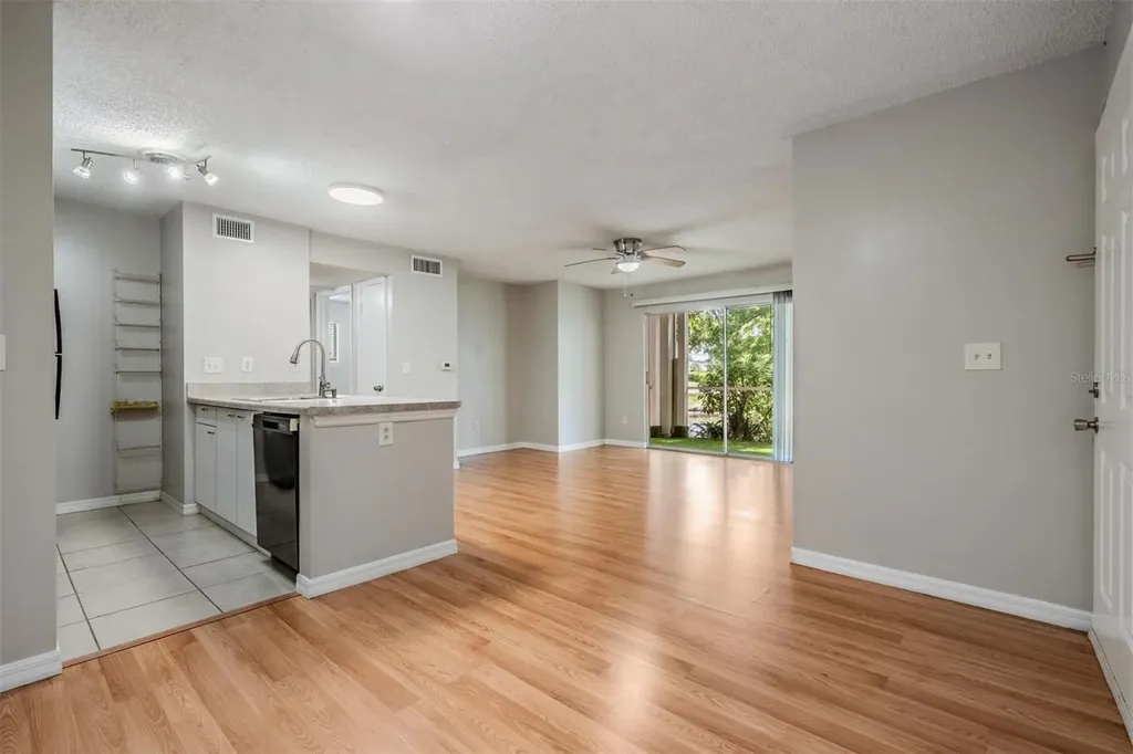 10024 Strafford Oak Court Tampa FL 33624