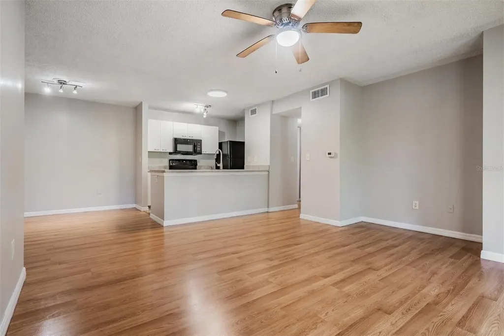 10024 Strafford Oak Court Tampa FL 33624
