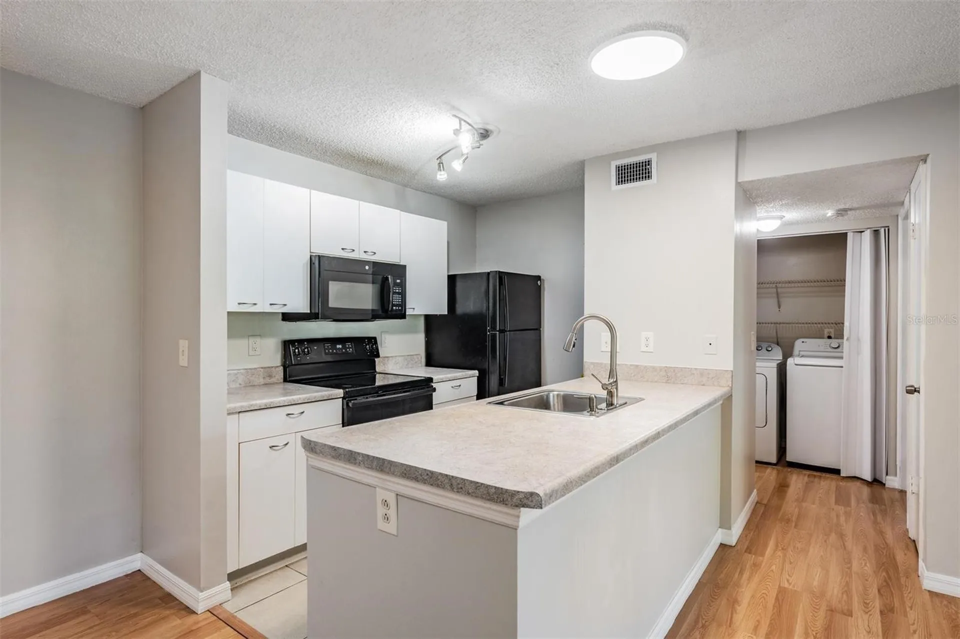 10024 Strafford Oak Court Tampa FL 33624