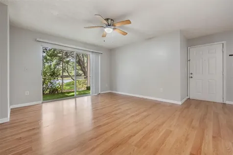 10024 Strafford Oak Court Tampa FL 33624
