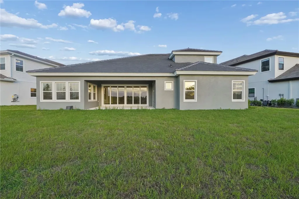 1953 Arching Branch Zephyrhills FL 33541