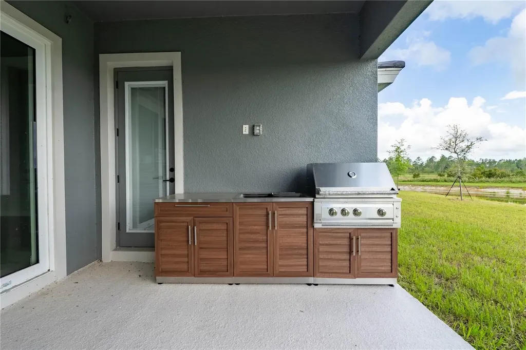 1953 Arching Branch Zephyrhills FL 33541
