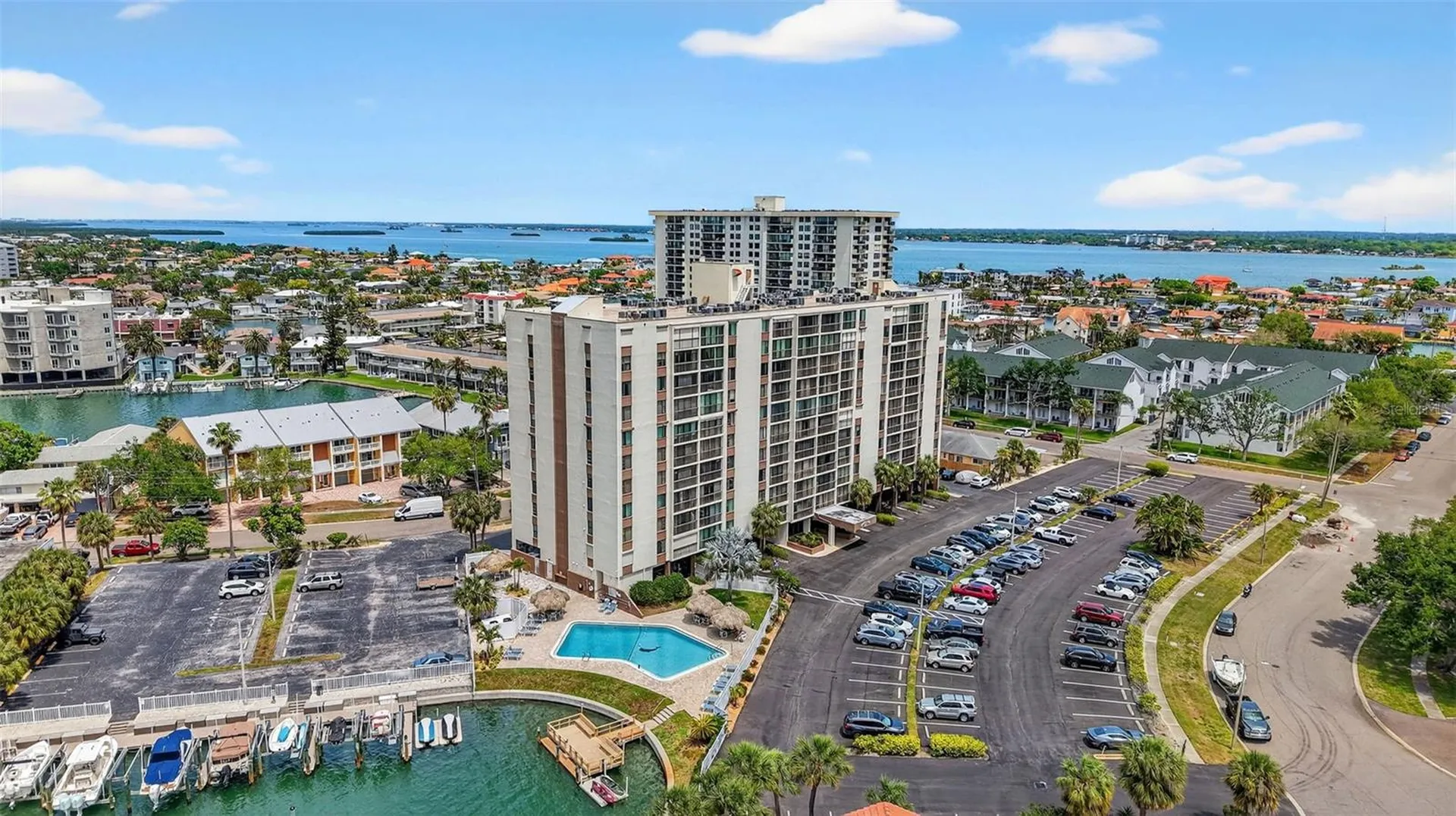 255 Dolphin Point Clearwater FL 33767