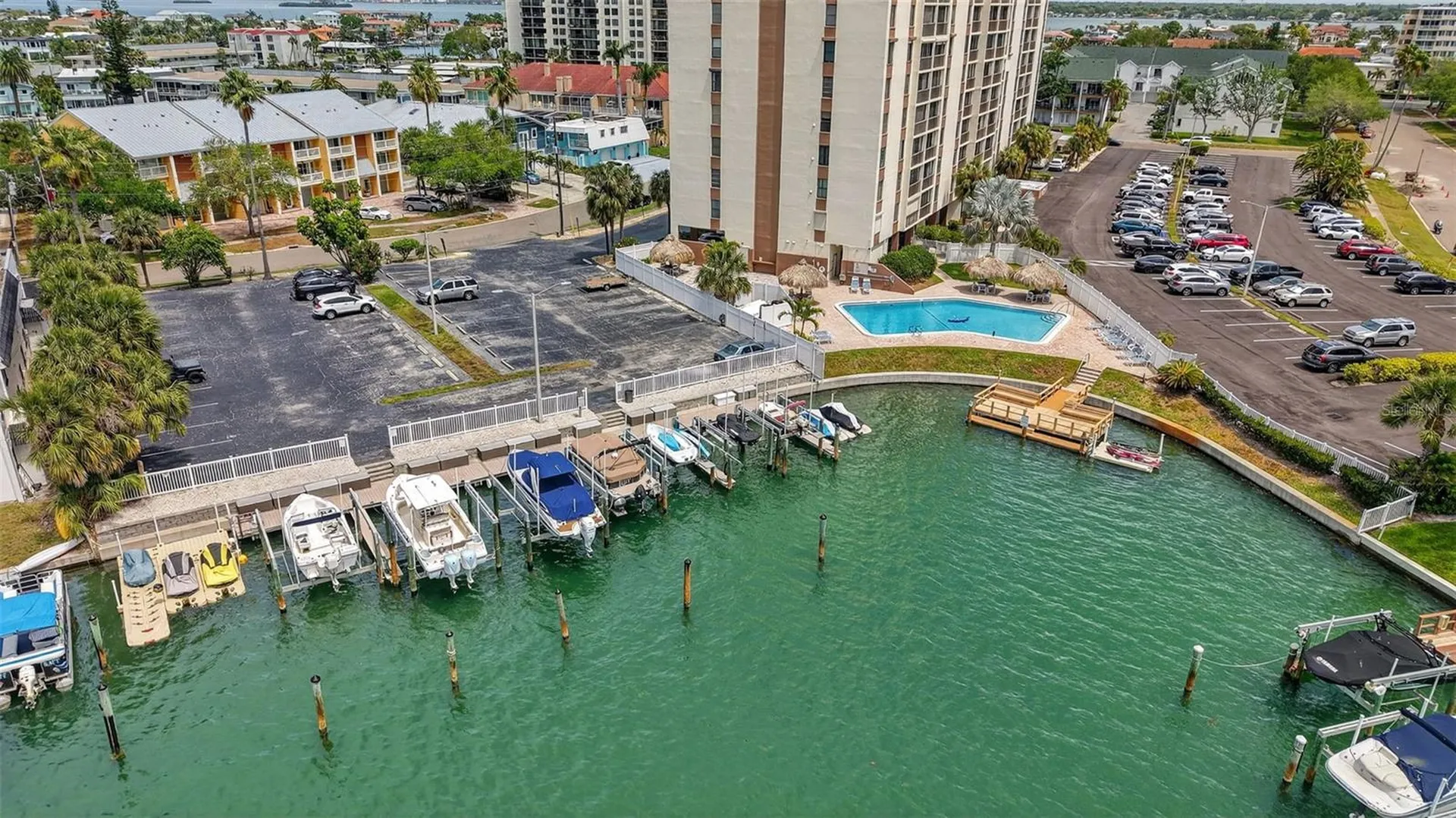 255 Dolphin Point Clearwater FL 33767