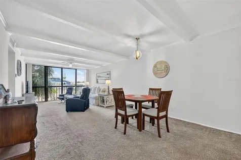255 Dolphin Point Clearwater FL 33767